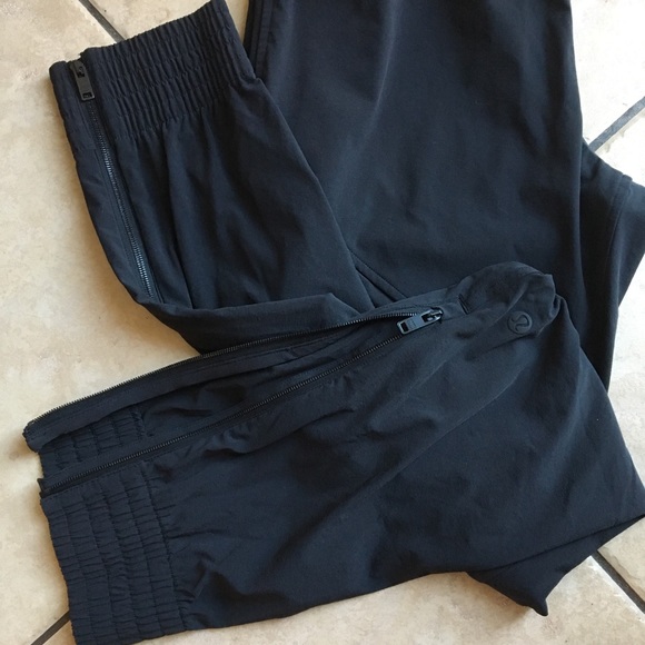Lululemon Lab Component Joggers Black HIGH END - Picture 2 of 5
